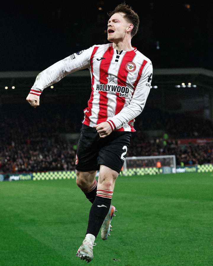 Brentford 1-1 Arsenal: Gunners drop points in Premier League draw at Gtech 2 Brentford 1-1 Arsenal: Gunners drop points in Premier League draw at Gtech