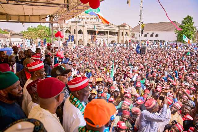 Photos: Massive crowd converge for Obi and Kwankwaso in Kano