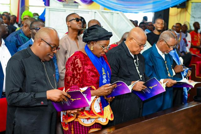 Fubara pays tribute to King of Opobo Kingdom who passed at 83 1 Fubara pays tribute to King of Opobo Kingdom who passed at 83