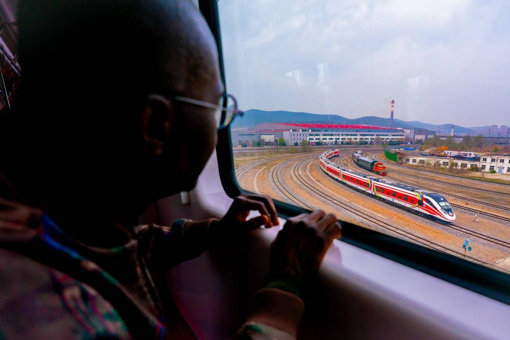 Lagos Red Line: Sanwo-Olu receives new set of 24-car trains