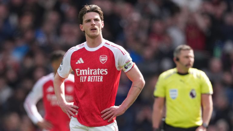 Arsenal 1-2 Bournemouth: Gunners suffer huge blow to Premier League title race 1 Arsenal 1-2 Bournemouth: Gunners suffer huge blow to Premier League title race