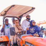 Governor Bago support farmers with ‘150,000’ bags of fertilizer