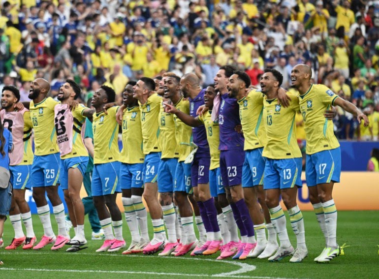 Brazil 2-1 Japan: Martinelli net injury time winner as Green-Yellow reach last 16