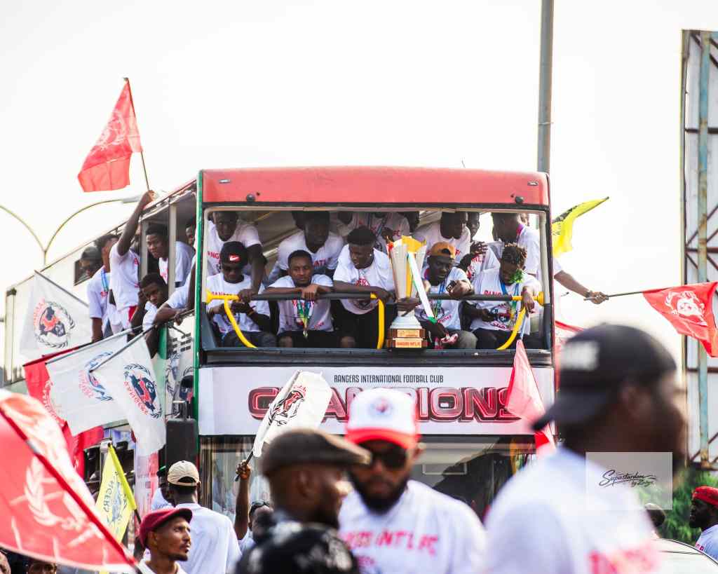 Photos: Enugu Rangers trophy parade, team receive land gifts, ₦150m cash reward from Governor Mbah
