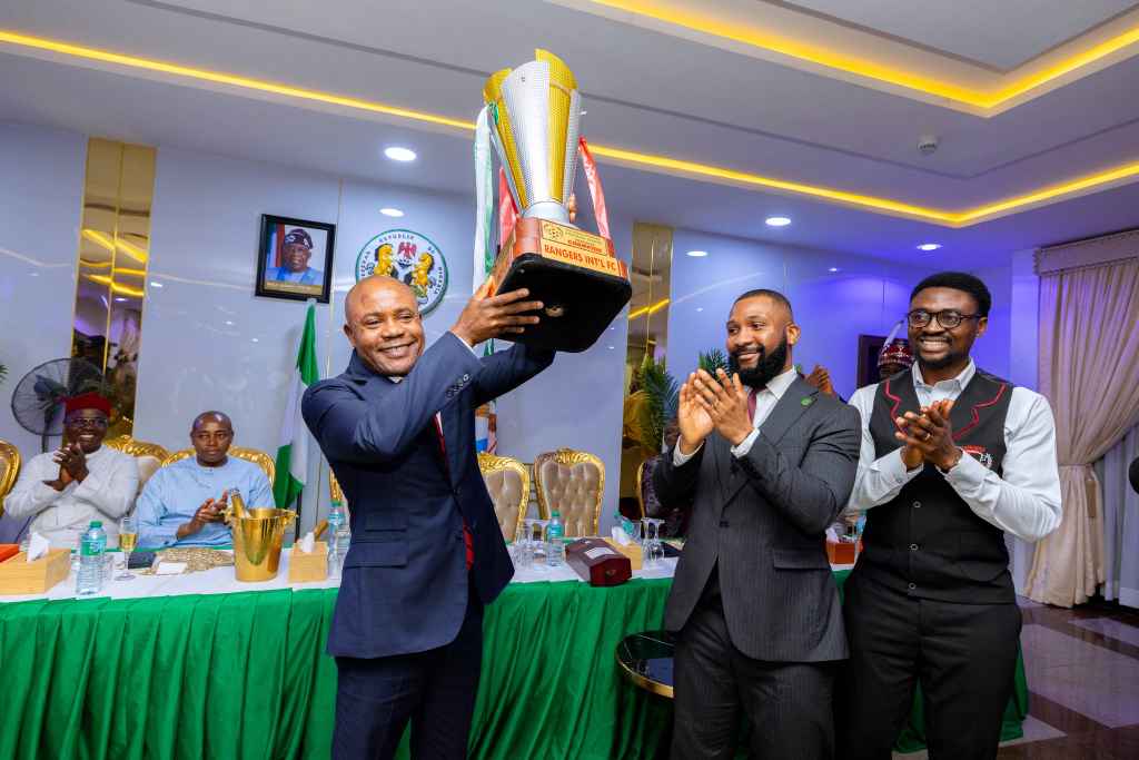 Photos: Enugu Rangers trophy parade, team receive land gifts, ₦150m cash reward from Governor Mbah