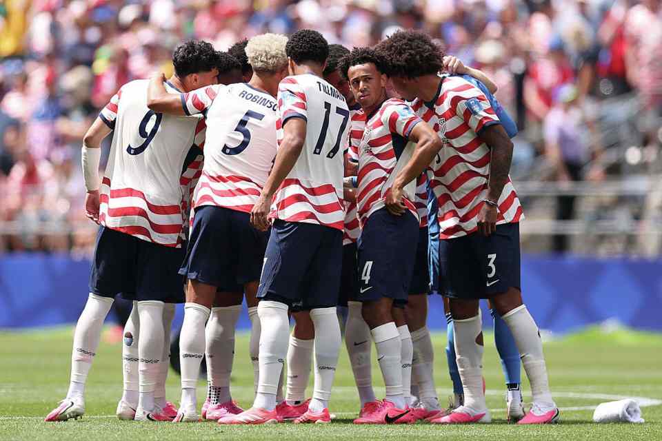 USA 2-0 Australia: Pochettino's Yanks through to last 32 with comfortable win in Seattle