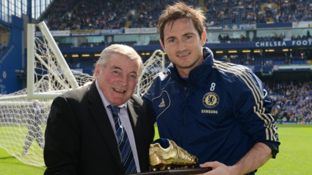 Bobby Tambling takes a shot with Frank Lampard