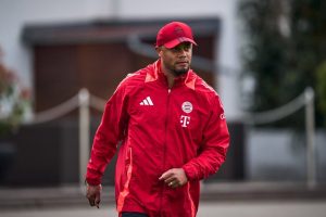 Bayern Munich's Kompany named Germany's Coach Of The Year, Kane win Player Of The Year