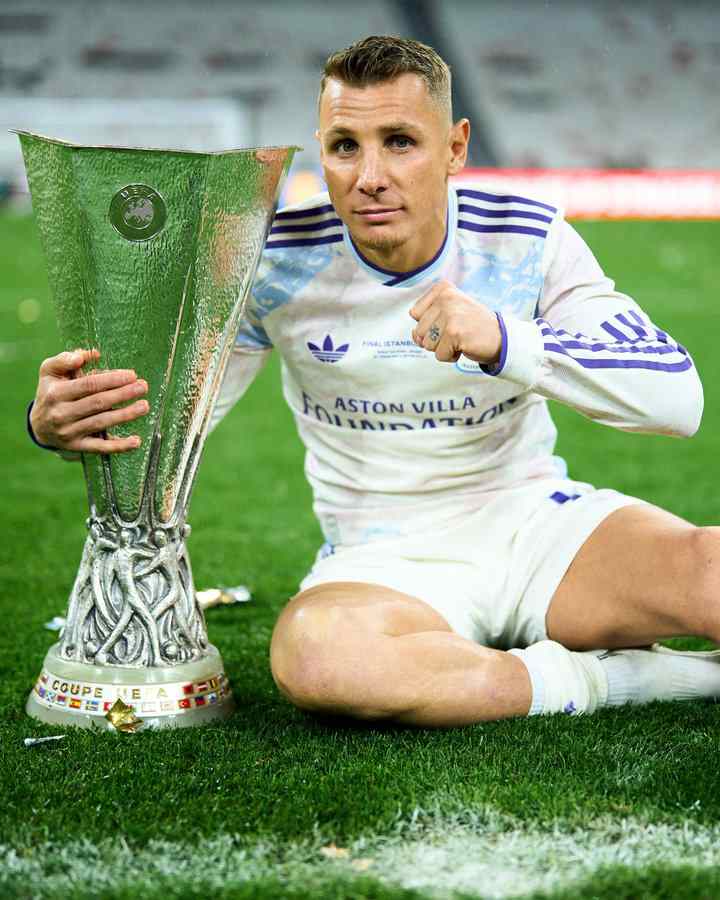 French Defender, Lucas Digne. In the photo, the France international takes a shot with the Uefa Europa League trophy after Aston Villa emerged Champions, defeating German Bundesliga Club, Freiburg, 3-0 in the final at Besiktas Stadium in Istanbul, Turkey